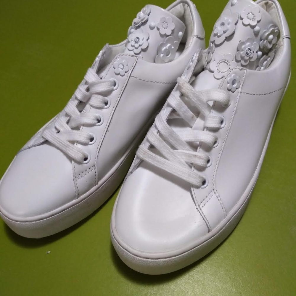 EUC MICHAEL KORS "MINDY LACE UP SHOES"